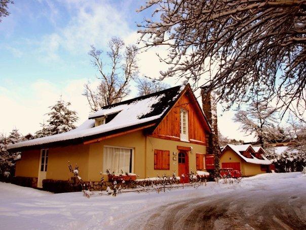 Hosteria El Establo Villa La Angostura Eksteriør billede