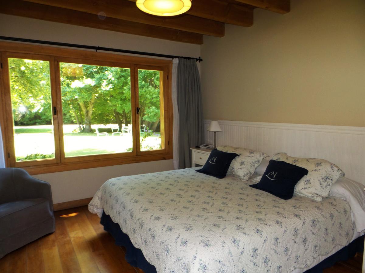 Hosteria El Establo Villa La Angostura Eksteriør billede